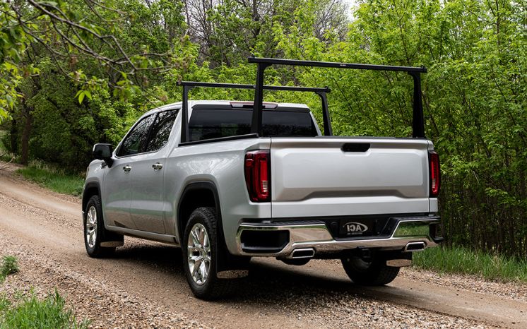 What Are The Pros And Cons Of A Roll Up Tonneau Cover?